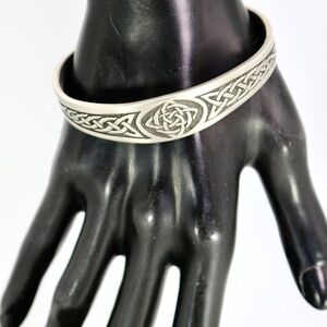 Unisex Pewter Celtic Knot Bracelet
